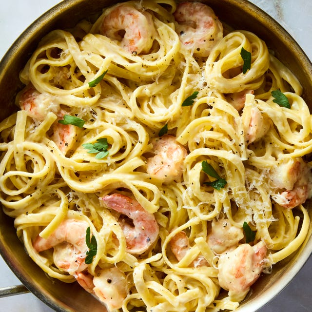fettuccine alfredo with shrimp
