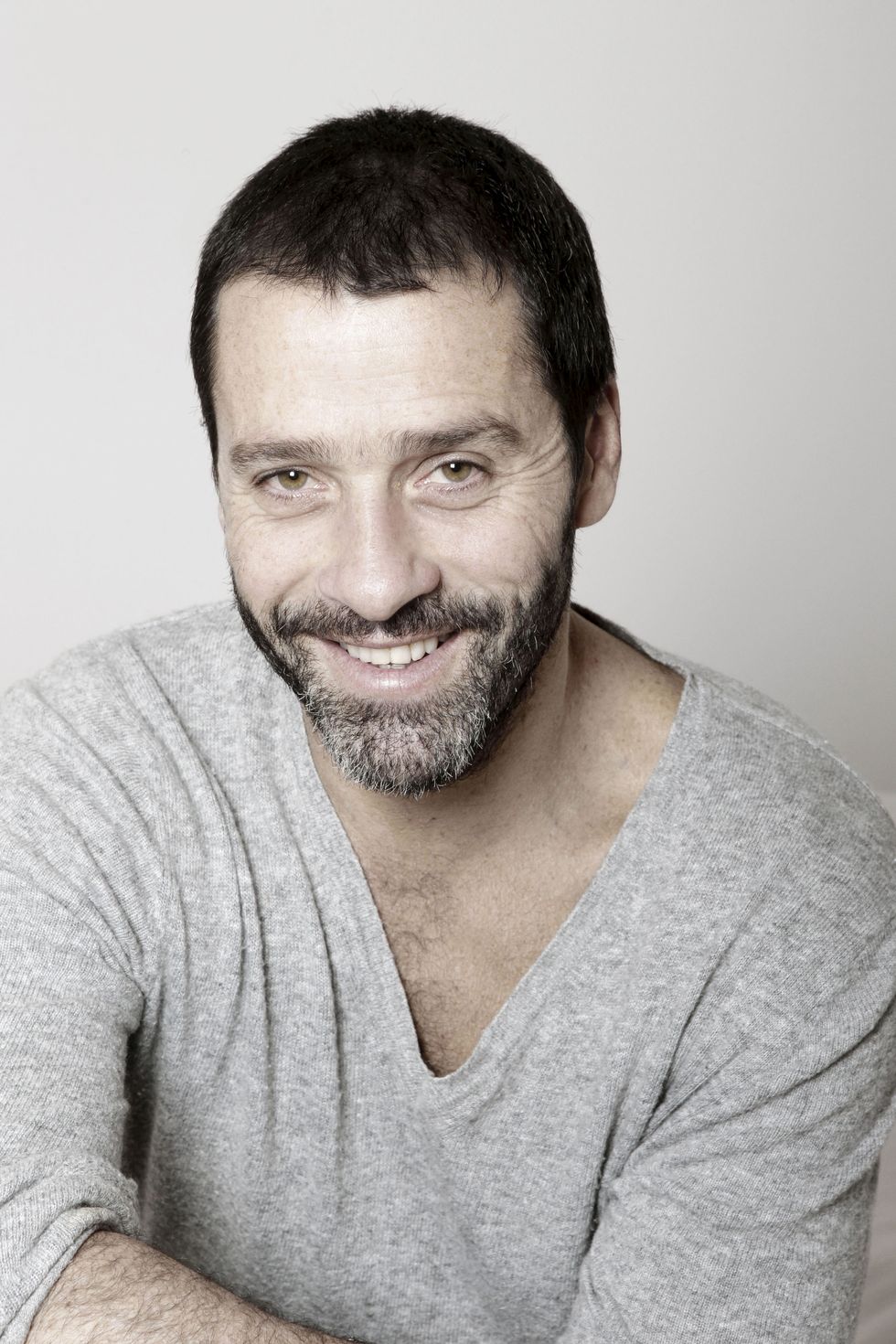Juan Pablo Shuk, como Fernando Escandón (55), Famosos