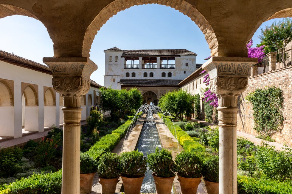 Arch, Hacienda, Building, Courtyard, Architecture, Property, Estate, Column, Tree, Garden, 