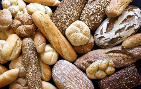 Multiple kinds of bread