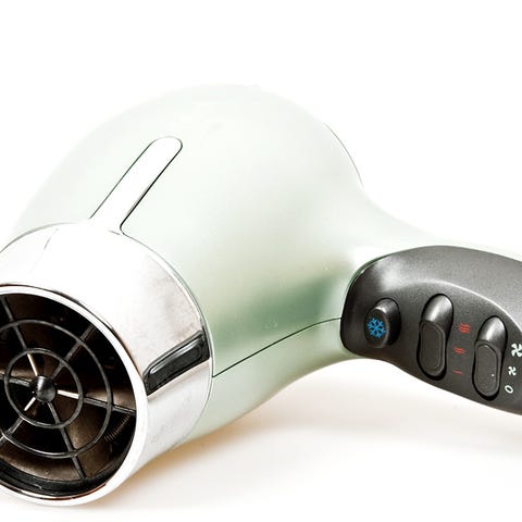 6 Blow-Drying Mistakes That Are Adding Years To Your Hair | Prevention 6 Blow-Drying Mistakes That Are Adding Years To Your Hair | Prevention