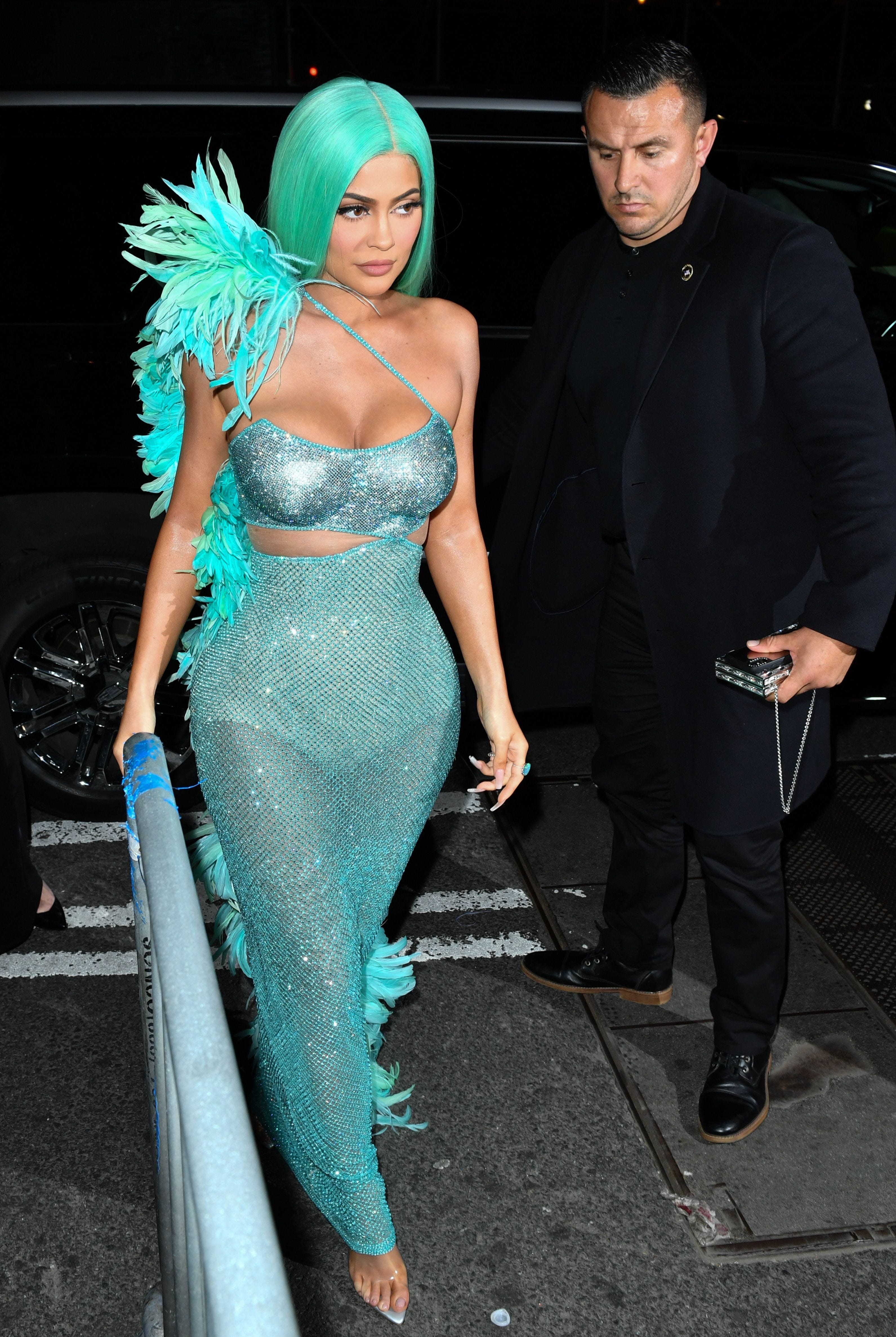 Kylie Jenner Wore a Cut-Out Gown & Kim Kardashian Wore Latex to Met ...