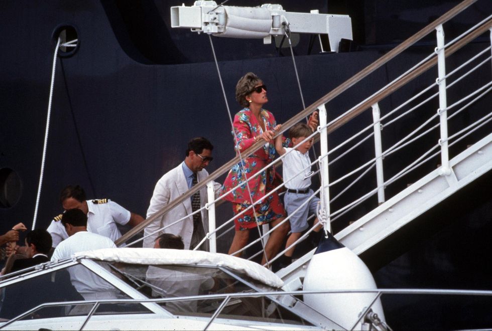 mandatory credit photo by david hartleyshutterstock 188437e
prince charles, princess diana and prince william boarding the alexander yacht during their 10th wedding anniversary holiday
prince charles and princess diana on holiday, italy   1991