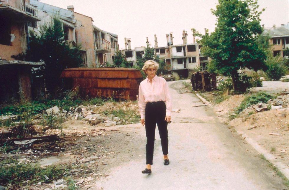 mandatory credit photo by tim rookeshutterstock 277623bv
princess diana
princess diana promoting the landmine survivors network, bosnia   aug 1997