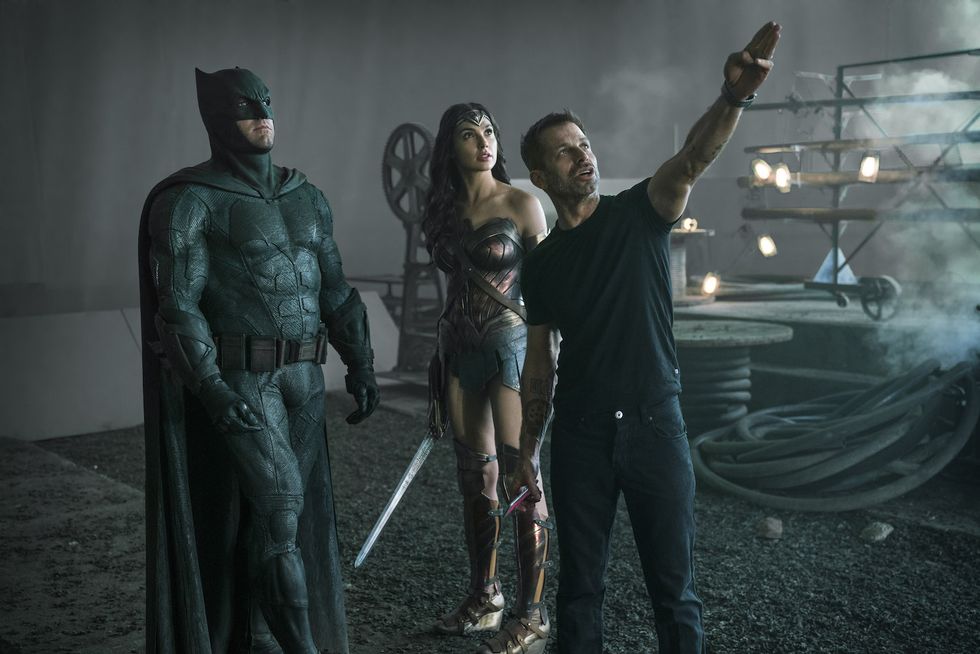 editorial use only no book cover usagemandatory credit photo by clay enosdcwarner brosshutterstock 9195385lben affleck, gal gadot, zack snyder"justice league" film   2017