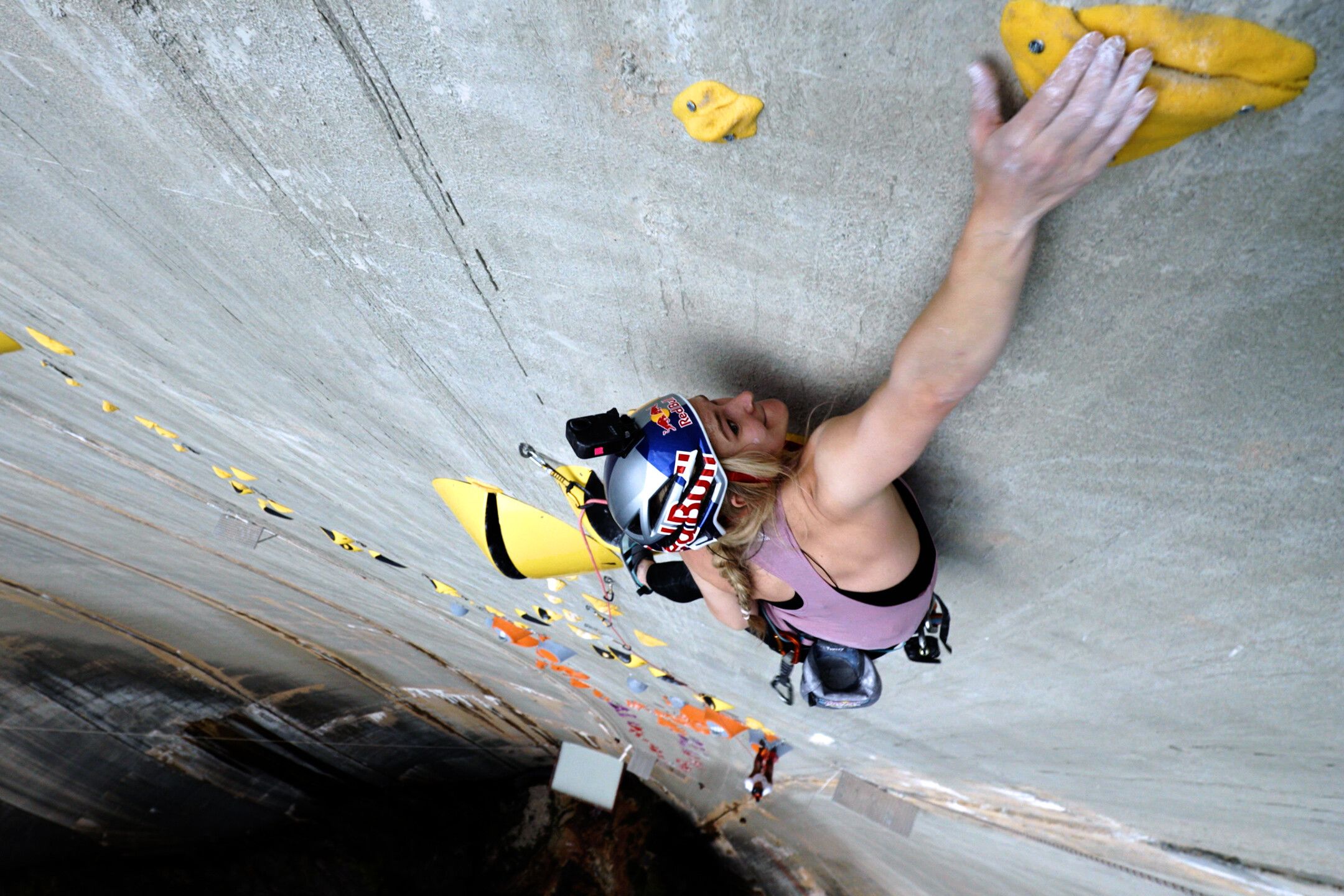 Shauna coxsey deals climbing shoes