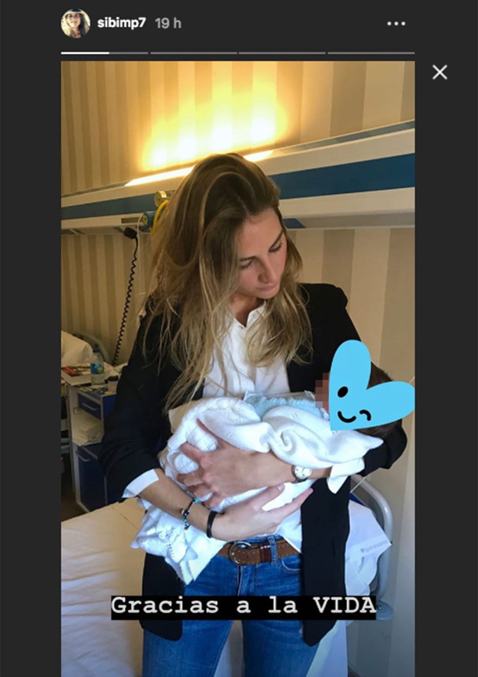 Sibi Montes ha compartido la primera foto del hijo de Lourdes Montes y Francisco Rivera.