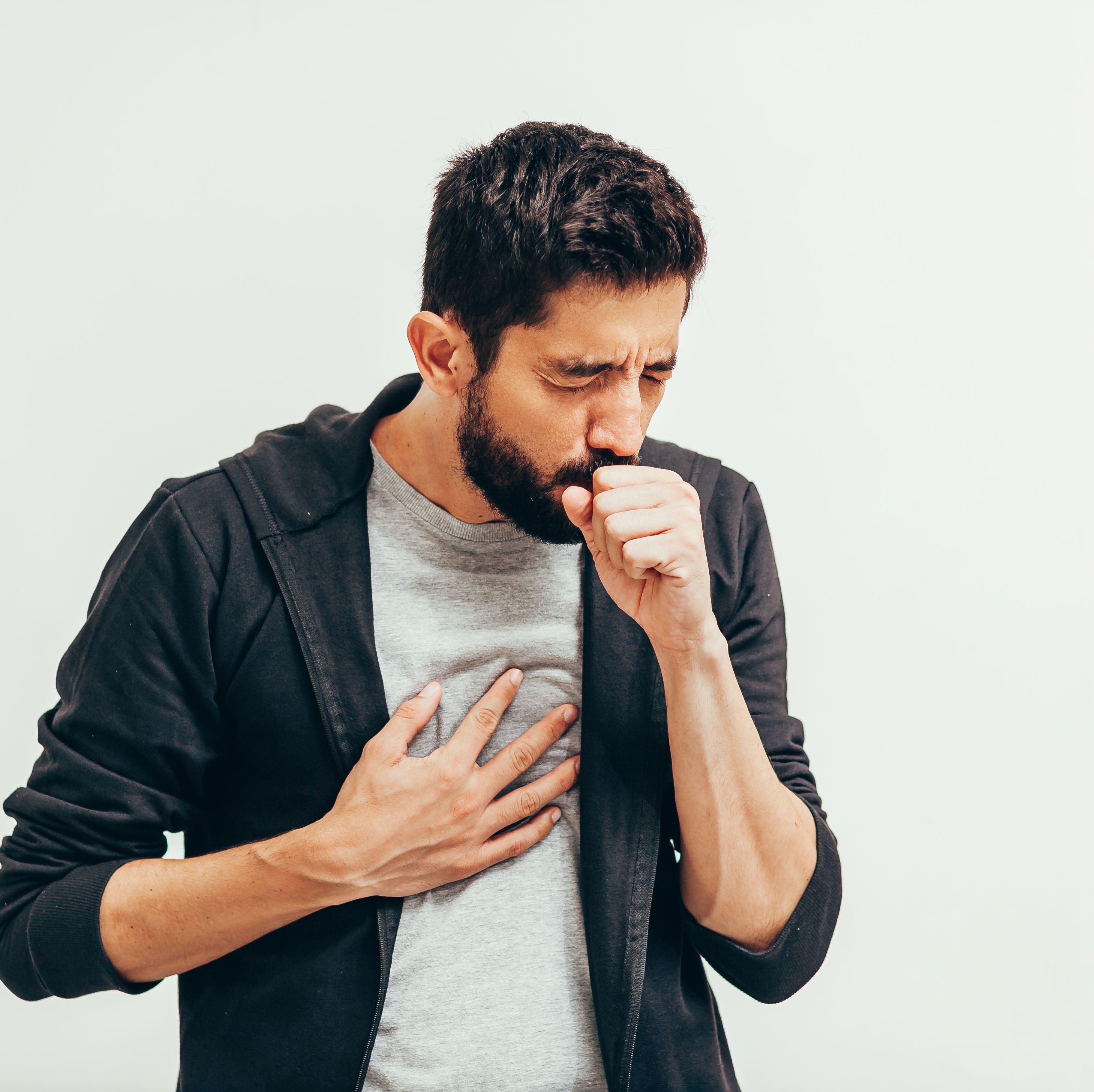 咳が続くときの対処法：12のシンプルで効果的な方法｜メンズヘルス公式