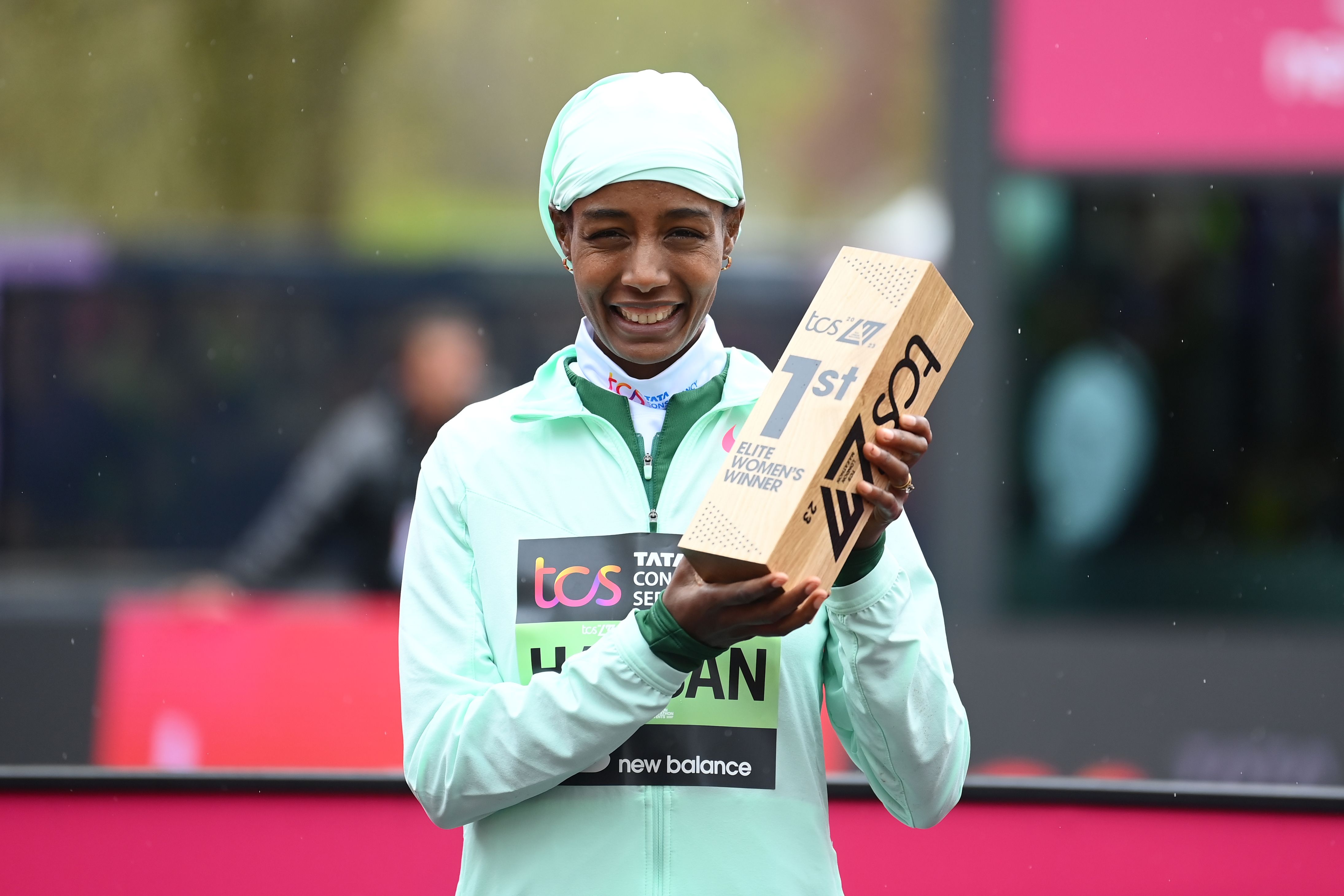 Sifan Hassan lays claim to being greatest female distance runner with  thrilling London Marathon victory