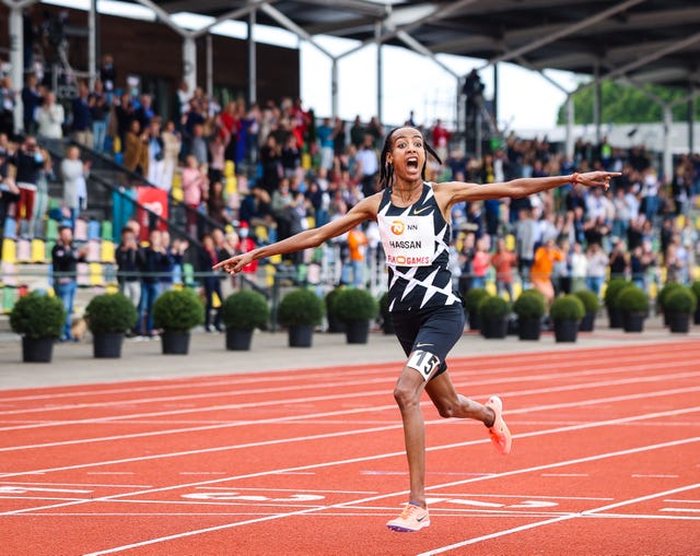 sifan hassan, récord mundial de 10000 metros