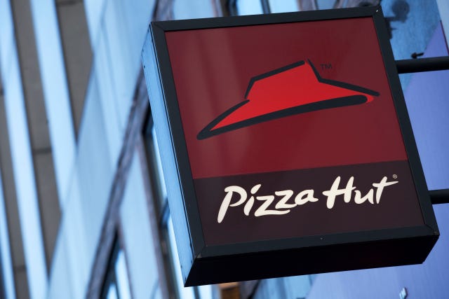 UK - Brands - Sign for restaurant chain Pizza Hut