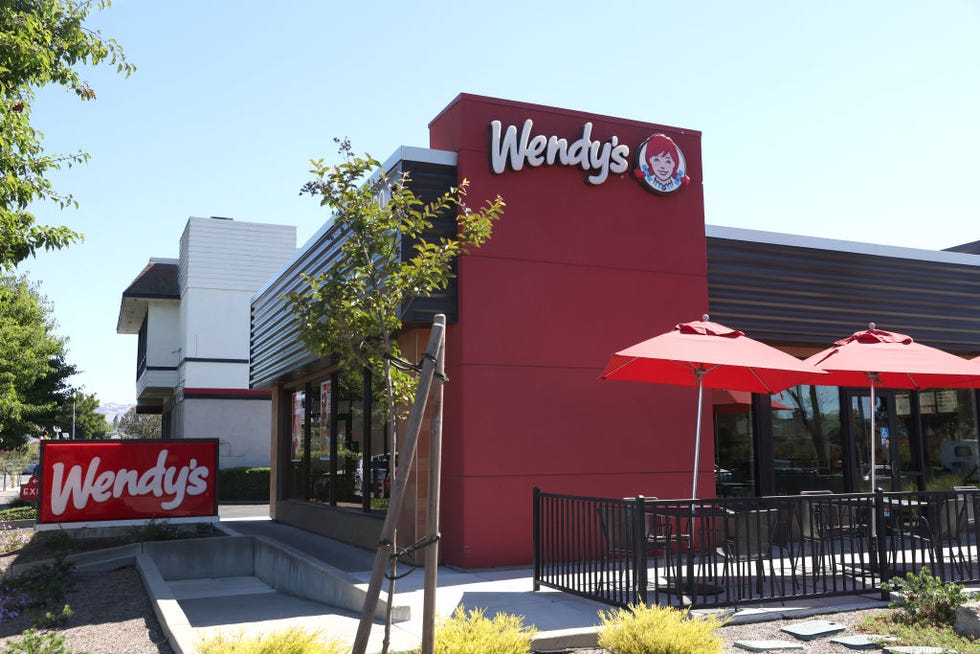 wendy's posts weaker than expected revenue as recession curbs spending