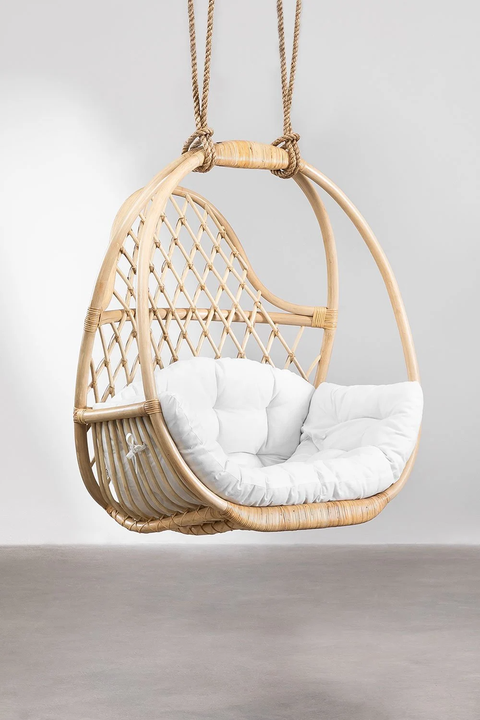 Hanging rattan armchair by Sklum