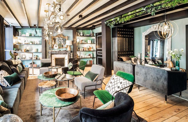 Green, Interior design, Building, Property, Room, Living room, Ceiling, Furniture, House, Real estate, 