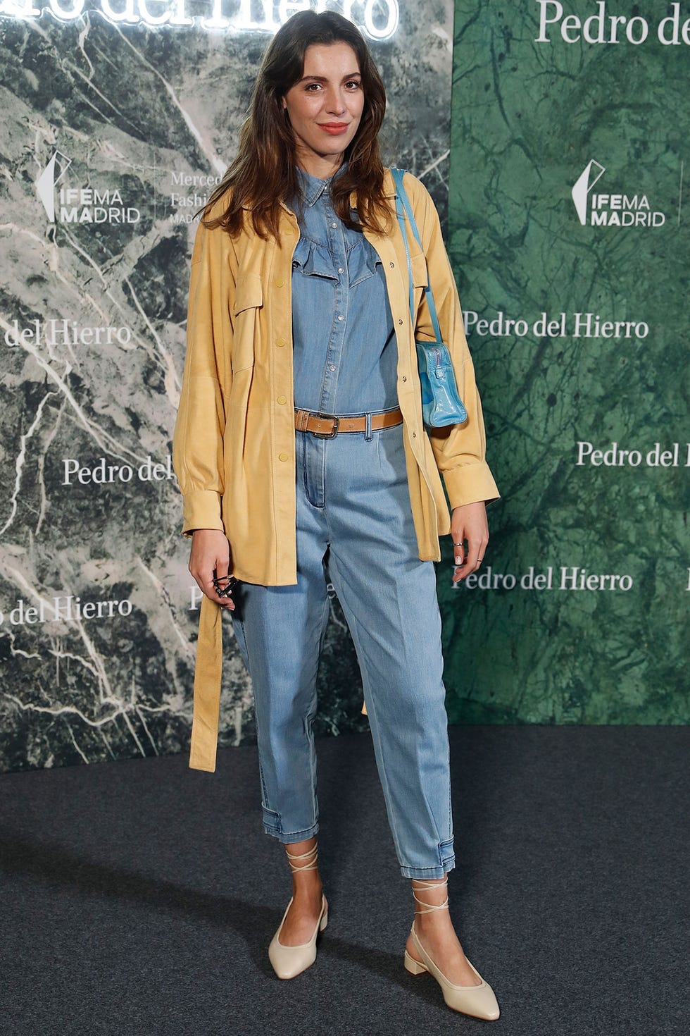 famosos en el desfile de pedro del hierro en la mbfwm