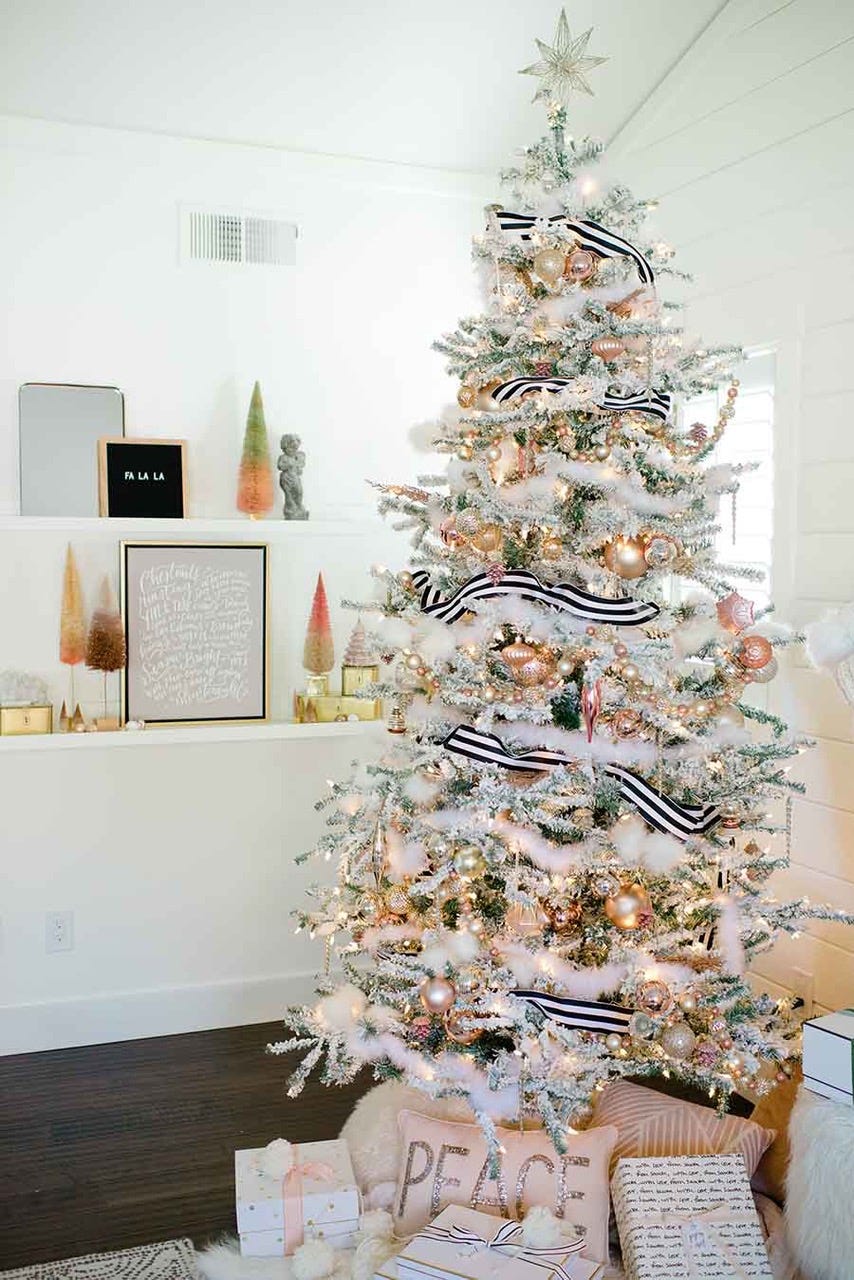 15 Spectacular Silver Christmas Tree Ideas Best Silver Holiday Trees