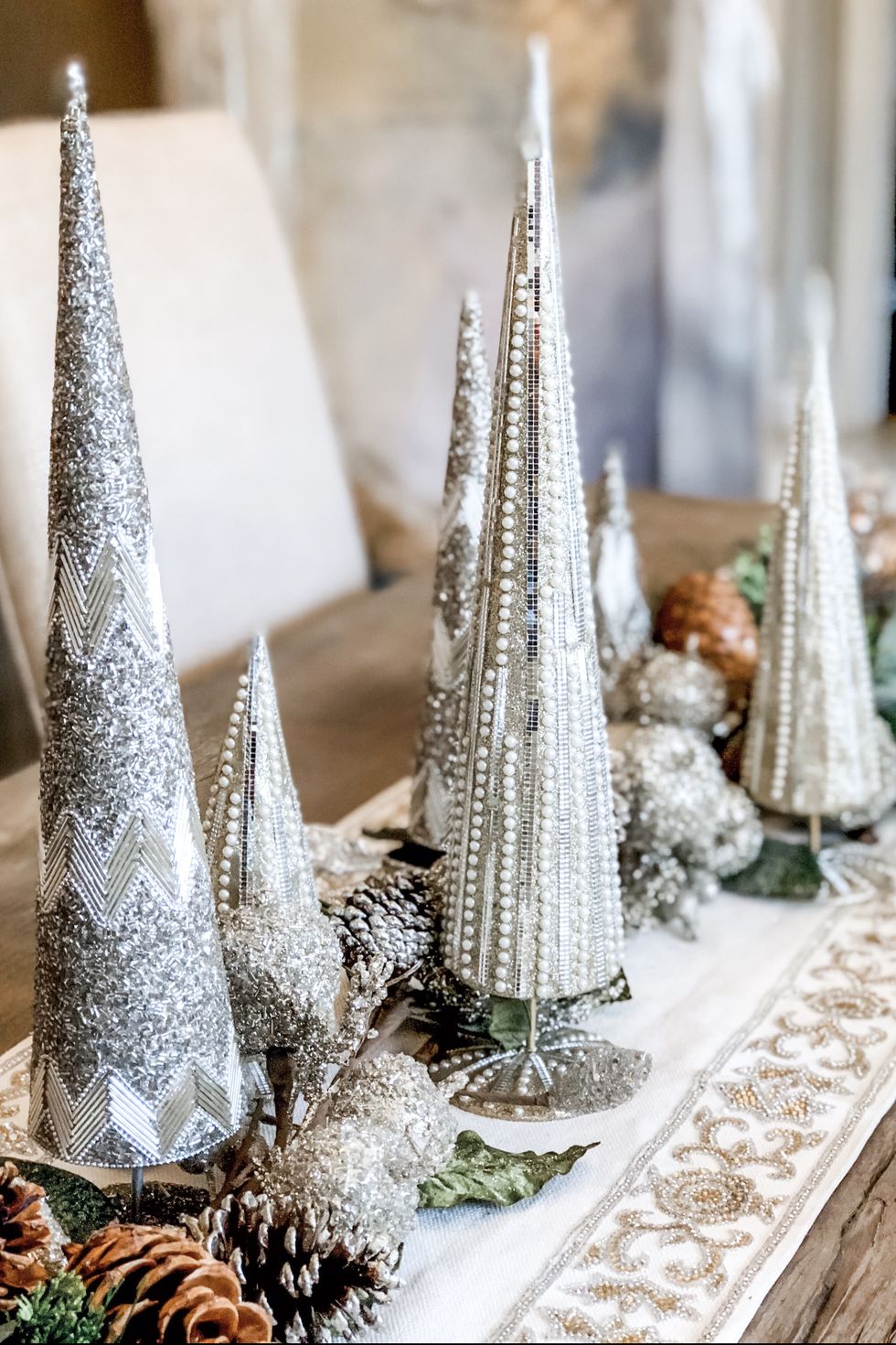15 Spectacular Silver Christmas Tree Ideas - Best Silver Holiday Trees