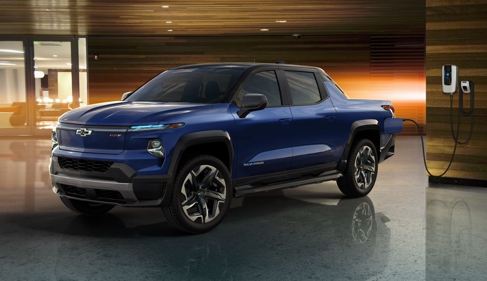 What you Need to Know about the 2024 Chevrolet Silverado EV Pickup Truck