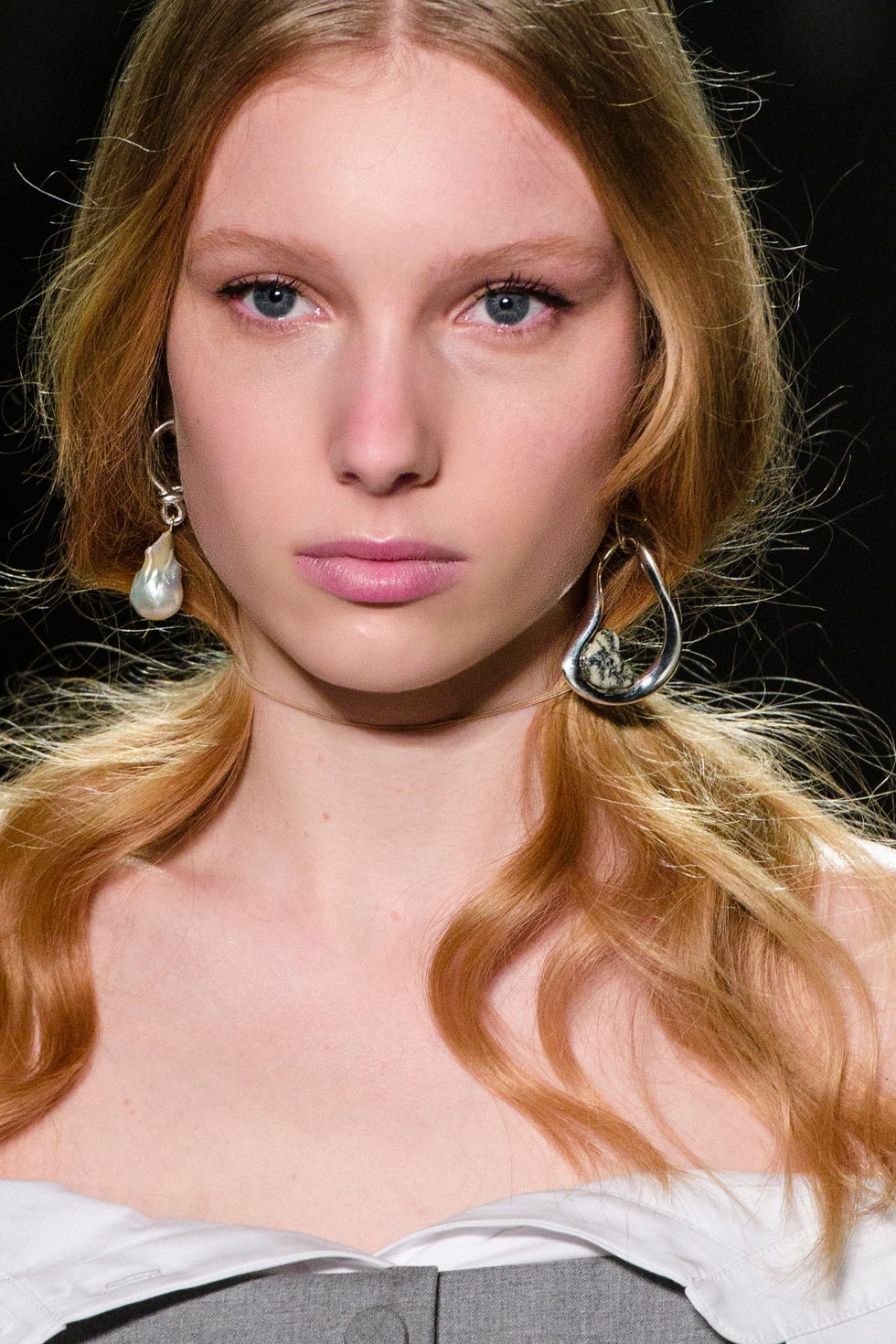 Hair, Face, Eyebrow, Blond, Hairstyle, Lip, Chin, Beauty, Long hair, Fashion, 