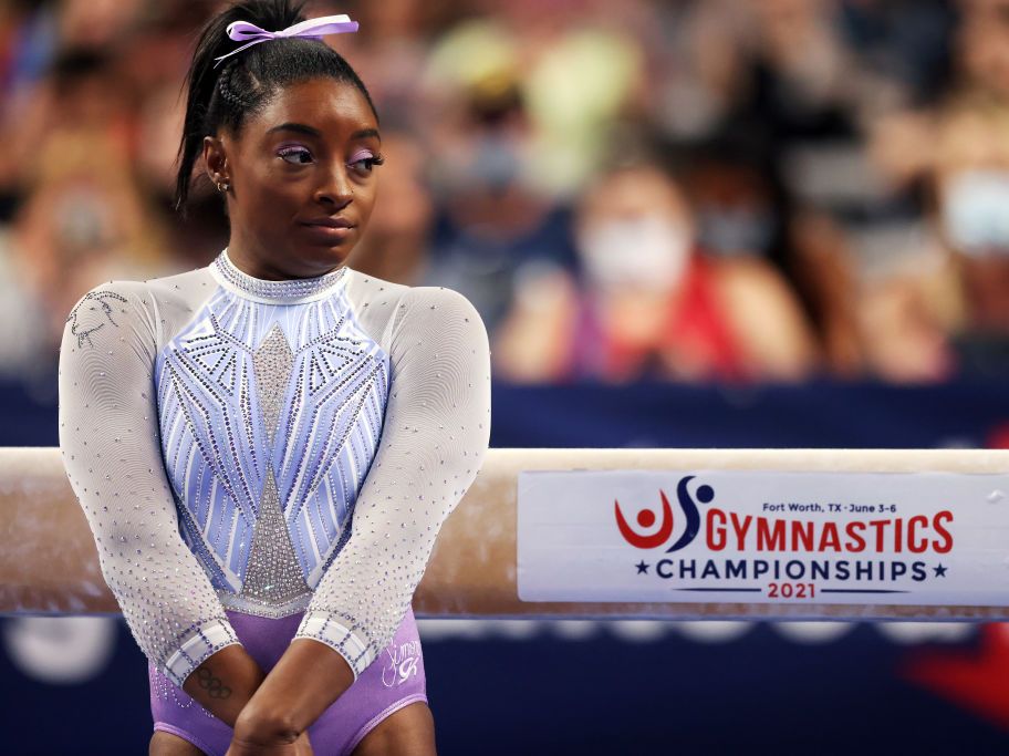 Simone Biles faced backlash, but mental health experts and teammates alike  offered support - Ragan Communications