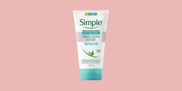 Simple Daily Skin Detox Clear Pore Scrub