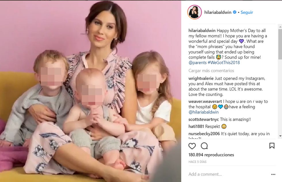 Child, Toddler, Sitting, Photo caption, 