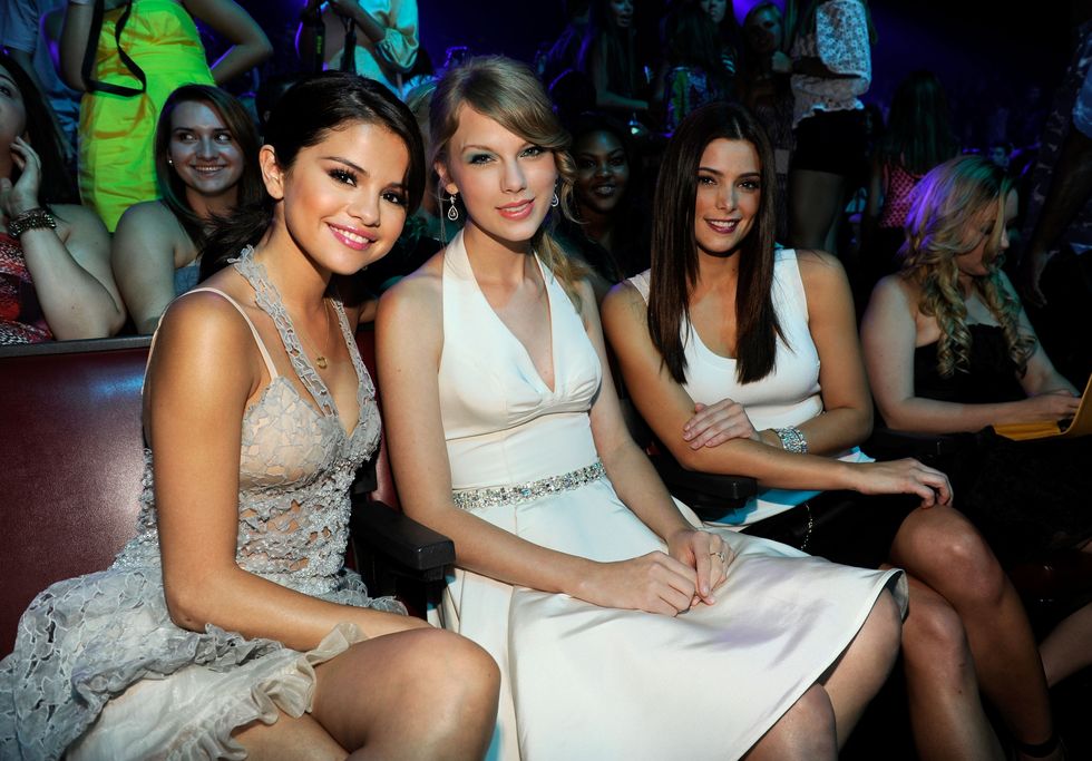 2011 teen choice awards backstage and audience