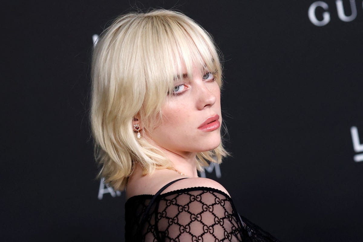 Billie Eilish Swaps Her Blonde Bob For Sleek New Brunette Chop