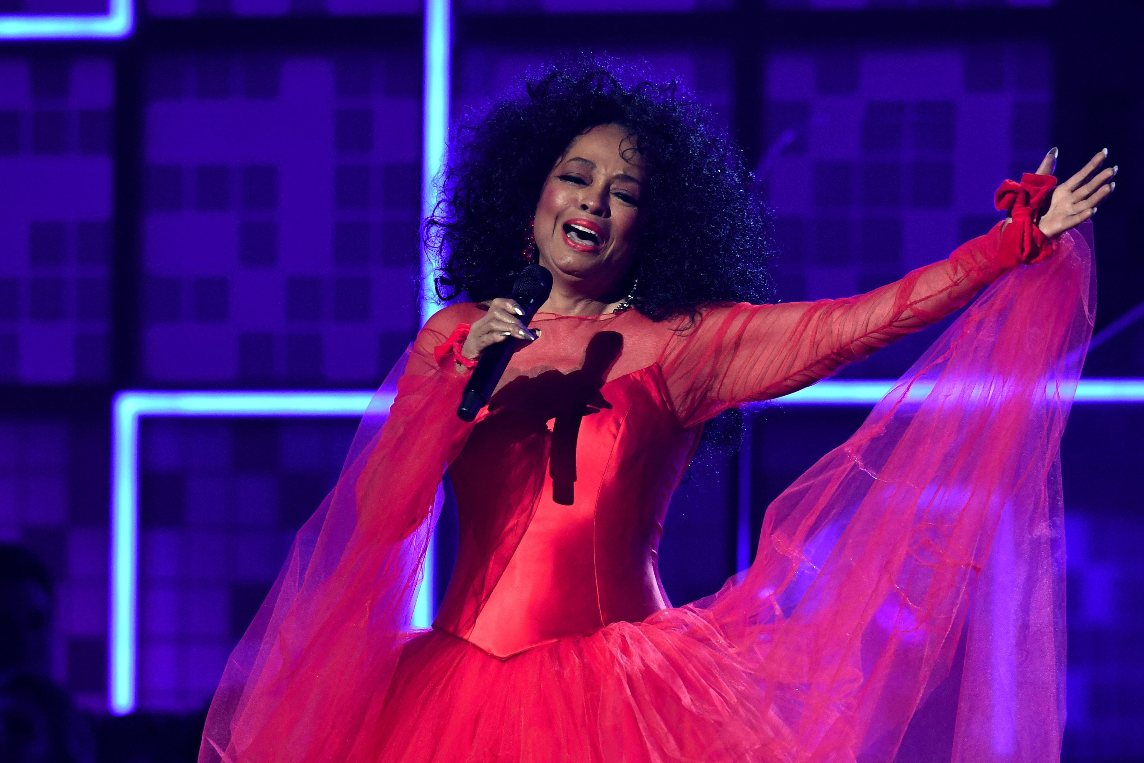 Diana Ross’ Grammys Birthday Performance Spanned Her Career