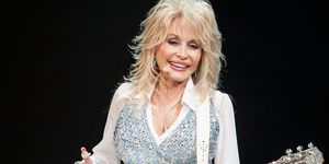 dolly parton performs at the agua caliente casino