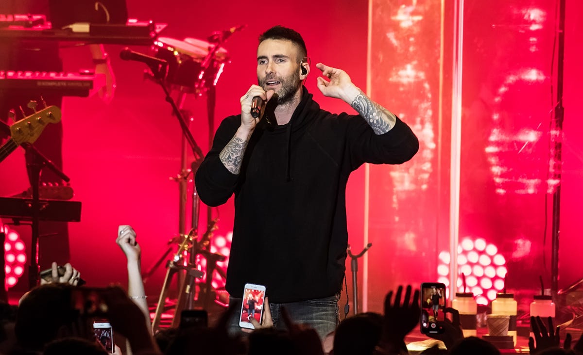 Maroon 5's Super Bowl Halftime Show 2019 - Watch Video Now!: Photo