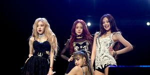 blackpink at the 2019 coachella valley music and arts festival