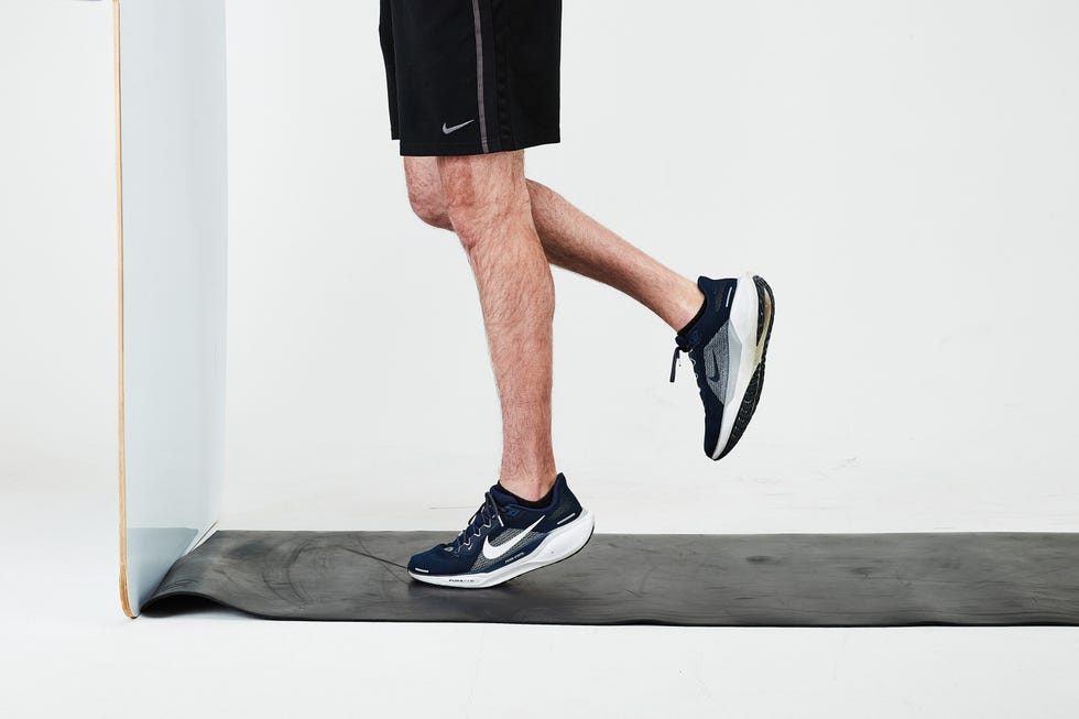 single leg calf isometric hold