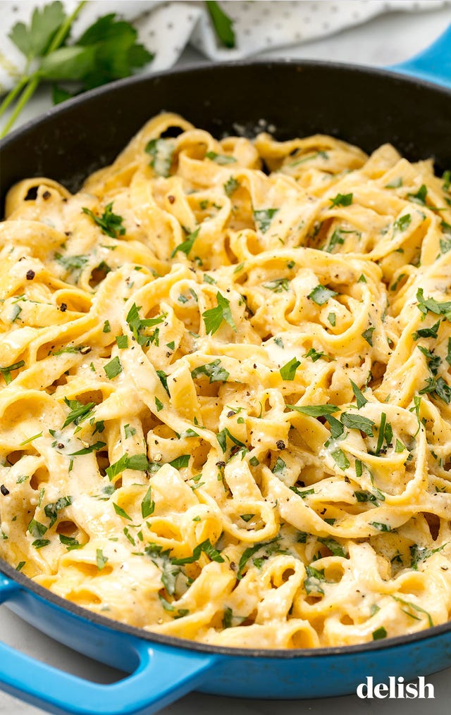 Dish, Food, Cuisine, Ingredient, Fettuccine alfredo, Fettuccine, Italian food, Comfort food, Tuna casserole, Staple food, 