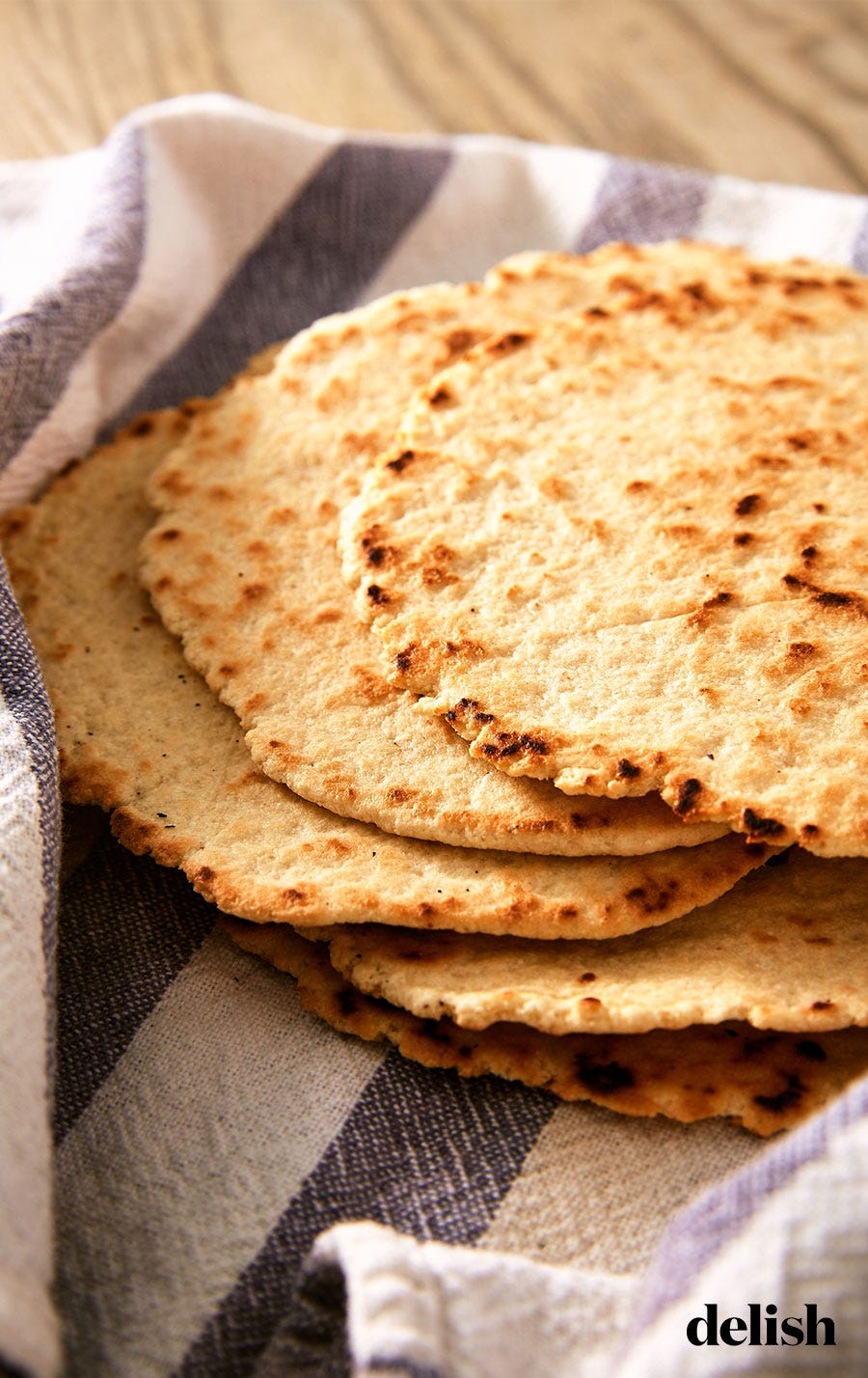 food, cuisine, dish, ingredient, flatbread, baked goods, staple food, roti, bread, tortilla,