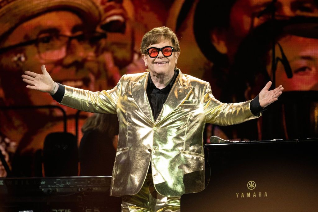 Elton John shares an update on his next album - Good Morning America