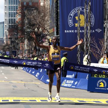 el atleta etiope sisay lemma ganador del maration de boston 2024