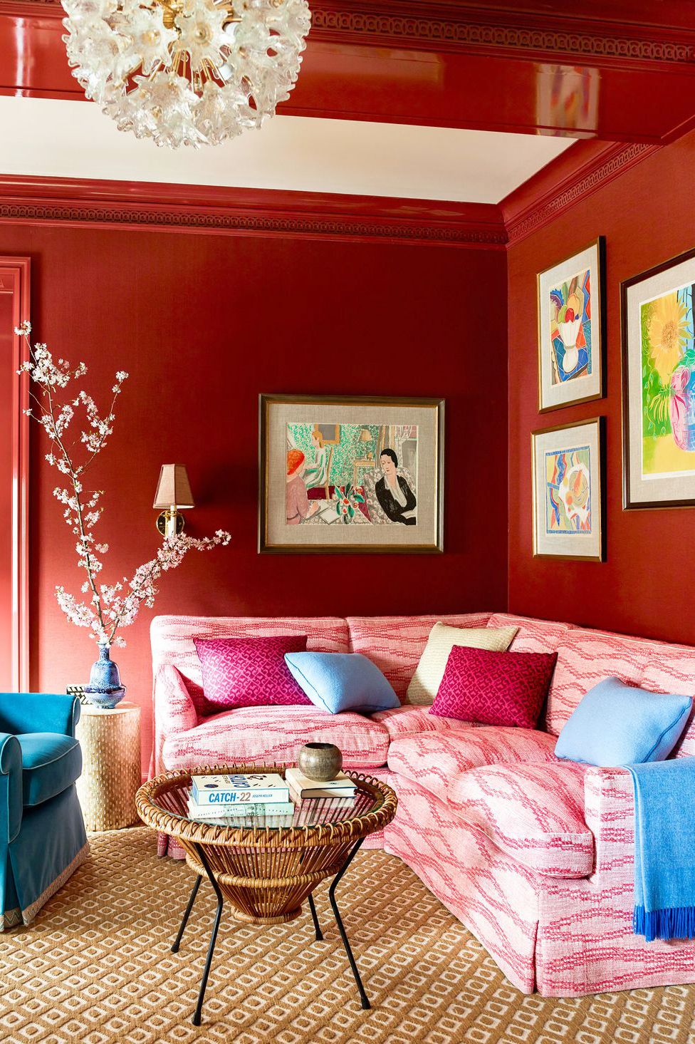Traditional Sitting Room Decor, Interior Design, Red Pink Living