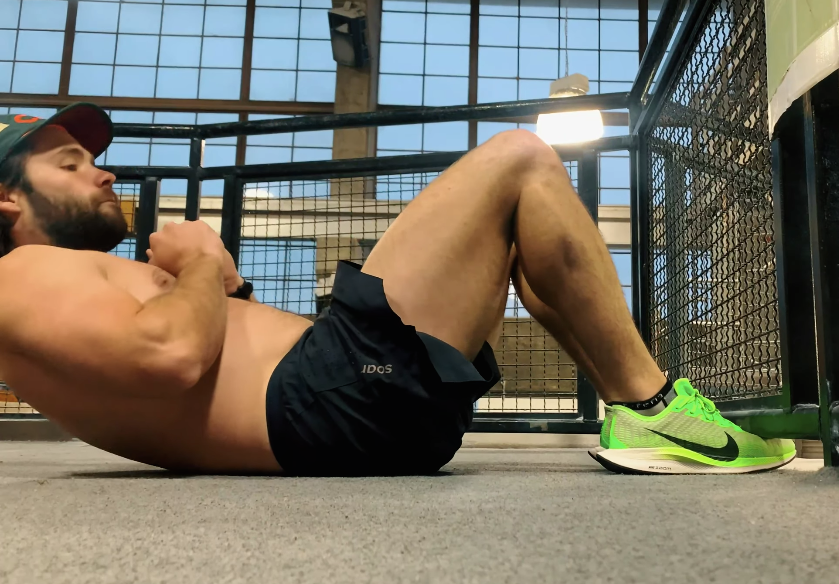 Watch What 30 Days of 100 Situps Did to This Guy s Body