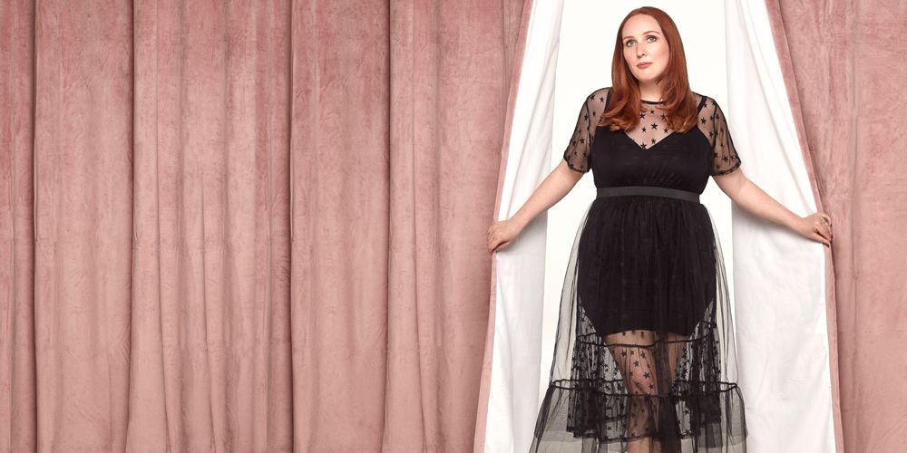 Size 16 Woman Asks 5 Stylists to Dress Her in Flattering Outfits