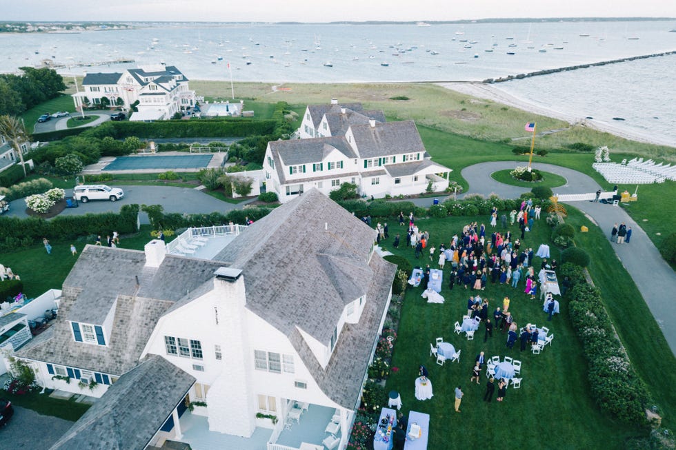 Robert F Kennedy's granddaughter Sarah holds lavish wedding party at the  Kennedy Compound on Cape Cod as she says 'I do' for a second time to  Harvard Business School student - a