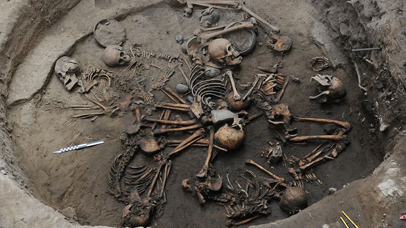 Scientists Find an Ancient Spiral of Skeletons in Mexico