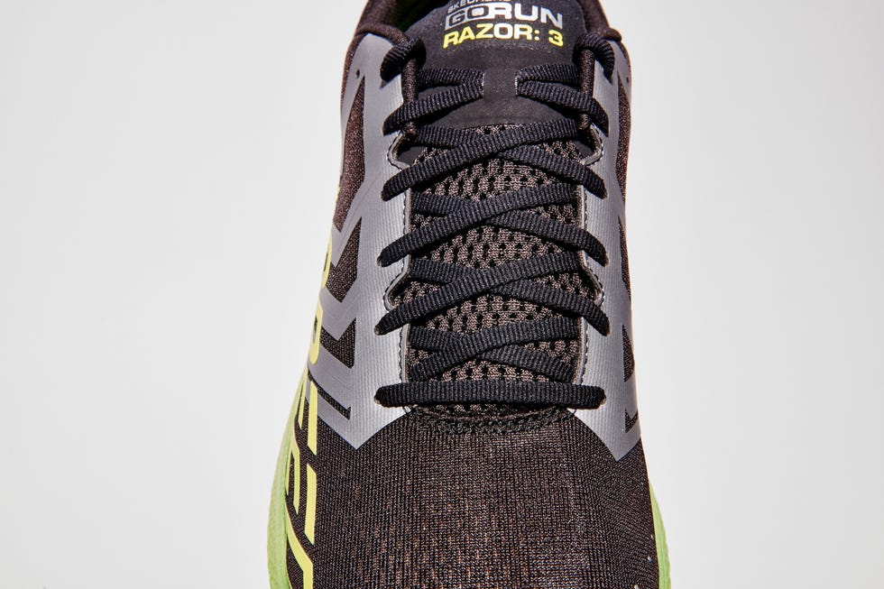 Sketchers GOrun Razor 3