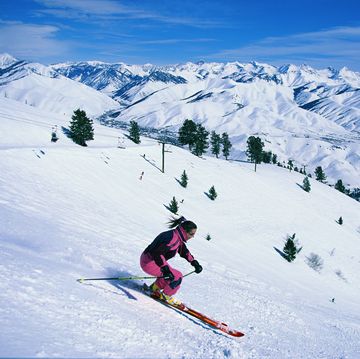 skiing in sun valley