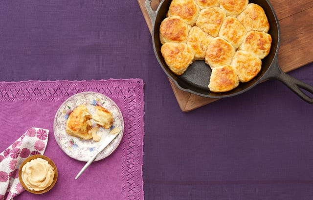 Best biscuit pan : r/castiron