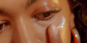skin cycling cos e come fare benefici skincare consigli dermatologi video tutorial tiktok novità cura della pelle viso notte