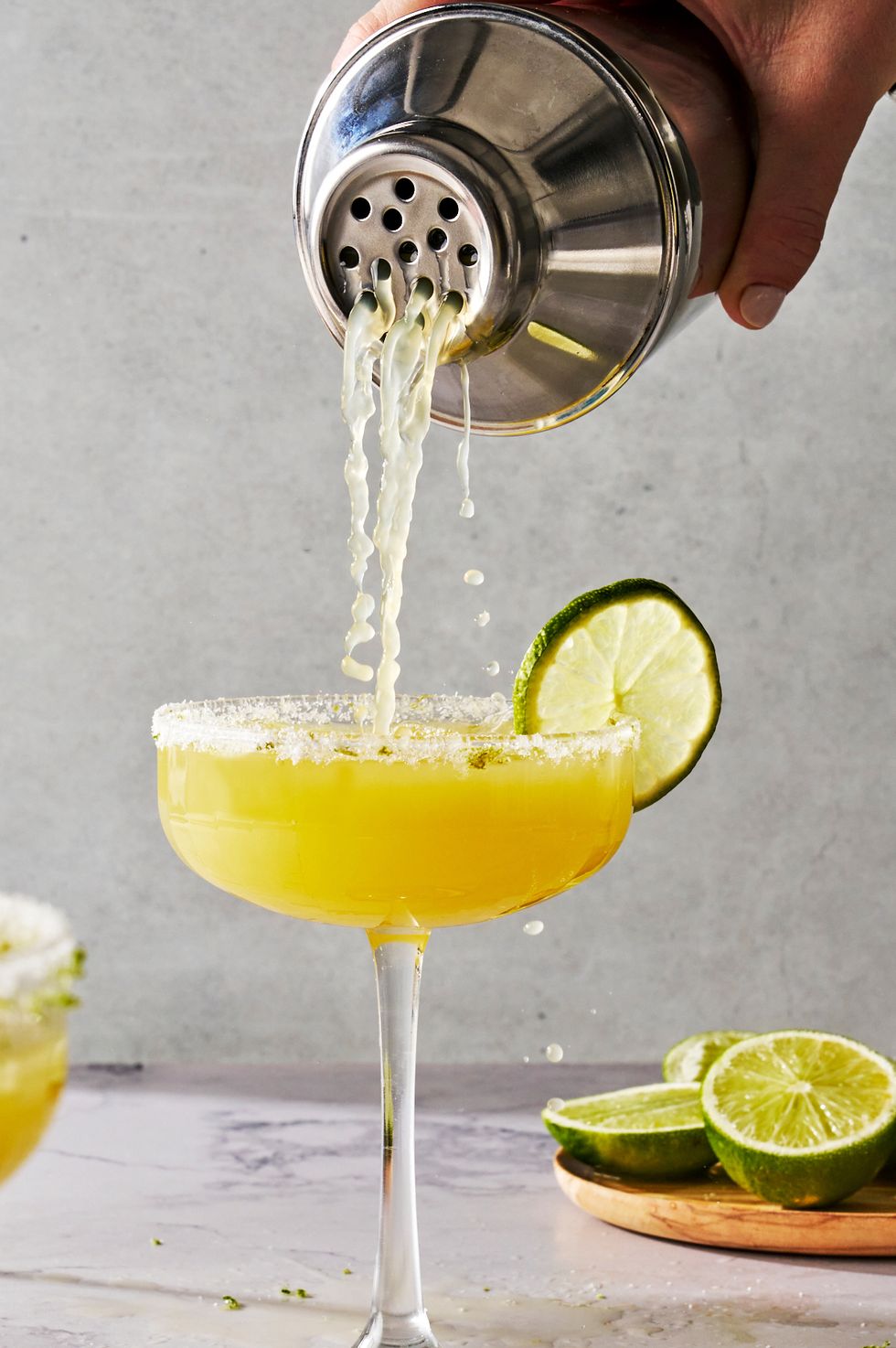 skinny margaritas with lime