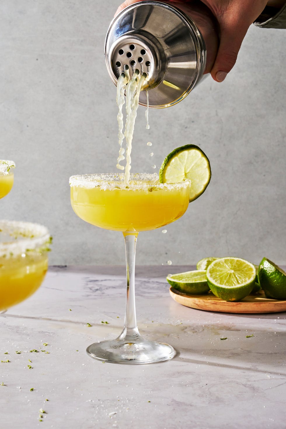 skinny margaritas with lime