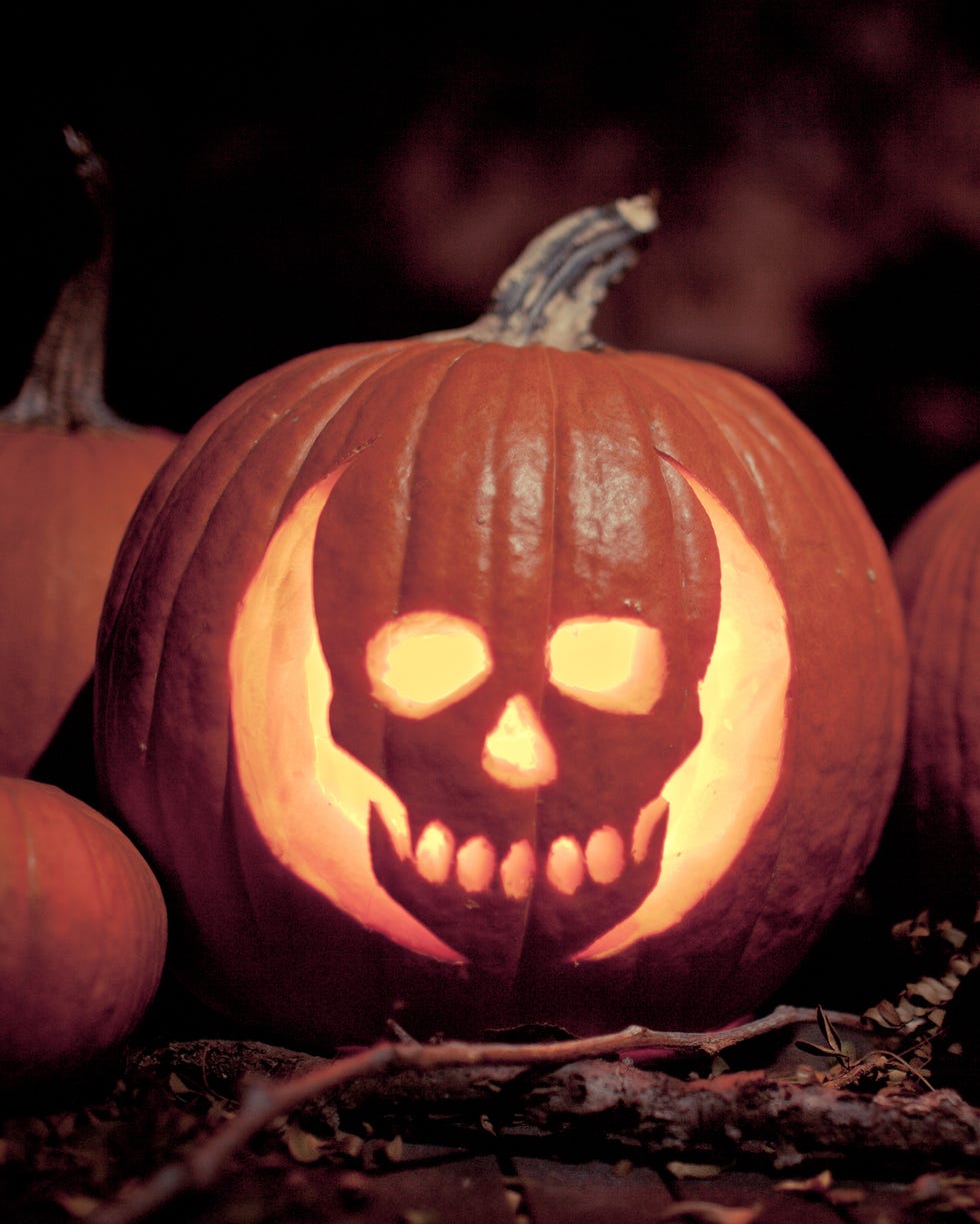 skull  of jack o lantern