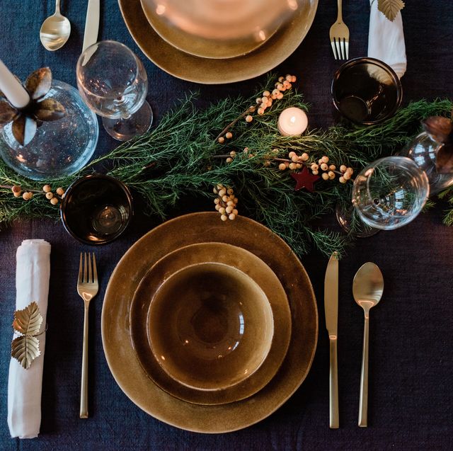 Christmas Table Decorations: Everything You Need For Your Party